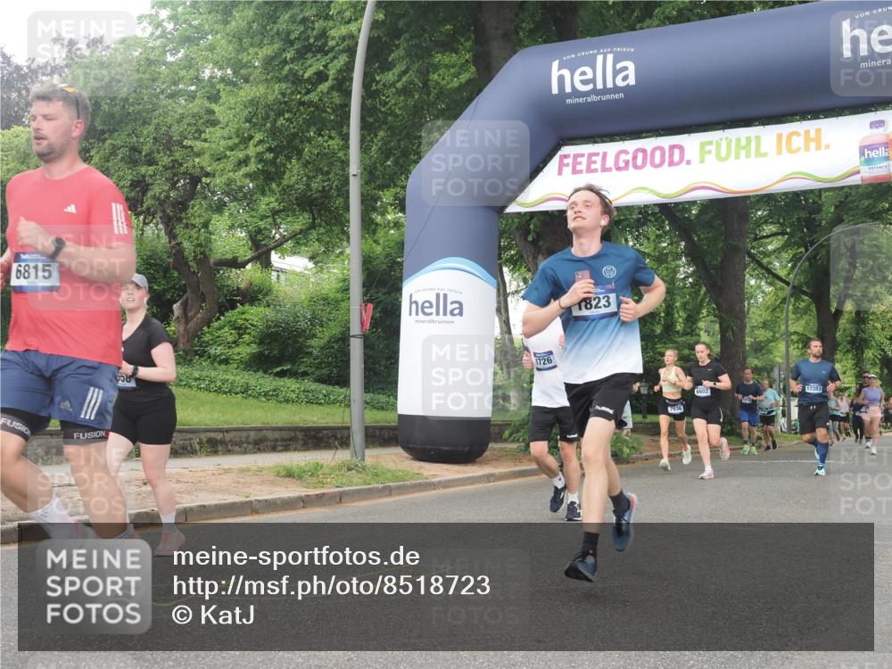 29.06.2025 - hella hamburg halbmarathon KatJ http://msf.ph/oto/8518723 29.06.2025 10:48:46 Zwischen KM18-KM19 1188, 1726, 1823, 2582, 5299, 5305, 6602, 7636, 7658, 8730 meine-sportfotos.de
