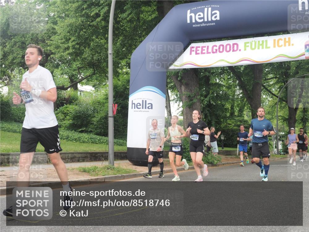 29.06.2025 - hella hamburg halbmarathon KatJ http://msf.ph/oto/8518746 29.06.2025 10:48:47 Zwischen KM18-KM19 1726, 1823, 2582, 5299, 5305, 6602, 7636, 7658, 8730 meine-sportfotos.de