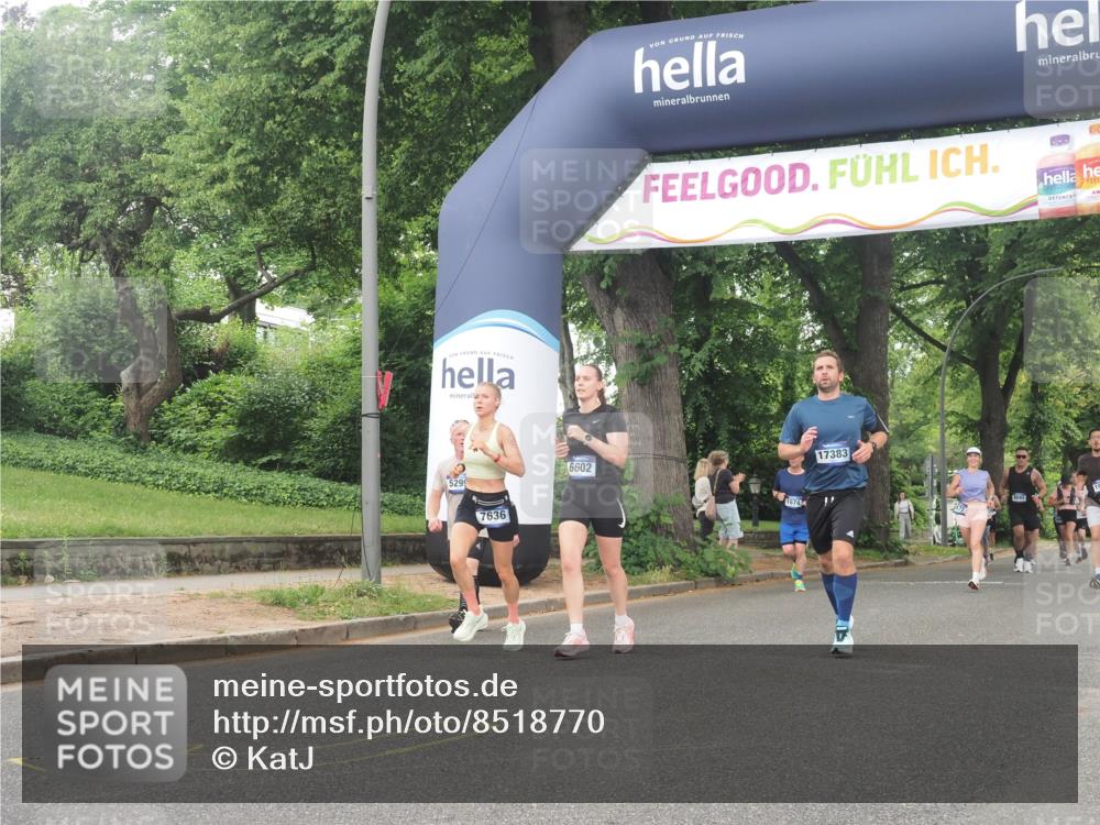 29.06.2025 - hella hamburg halbmarathon KatJ http://msf.ph/oto/8518770 29.06.2025 10:48:48 Zwischen KM18-KM19 1726, 1823, 2582, 5299, 5305, 6602, 7636, 7658, 8730 meine-sportfotos.de