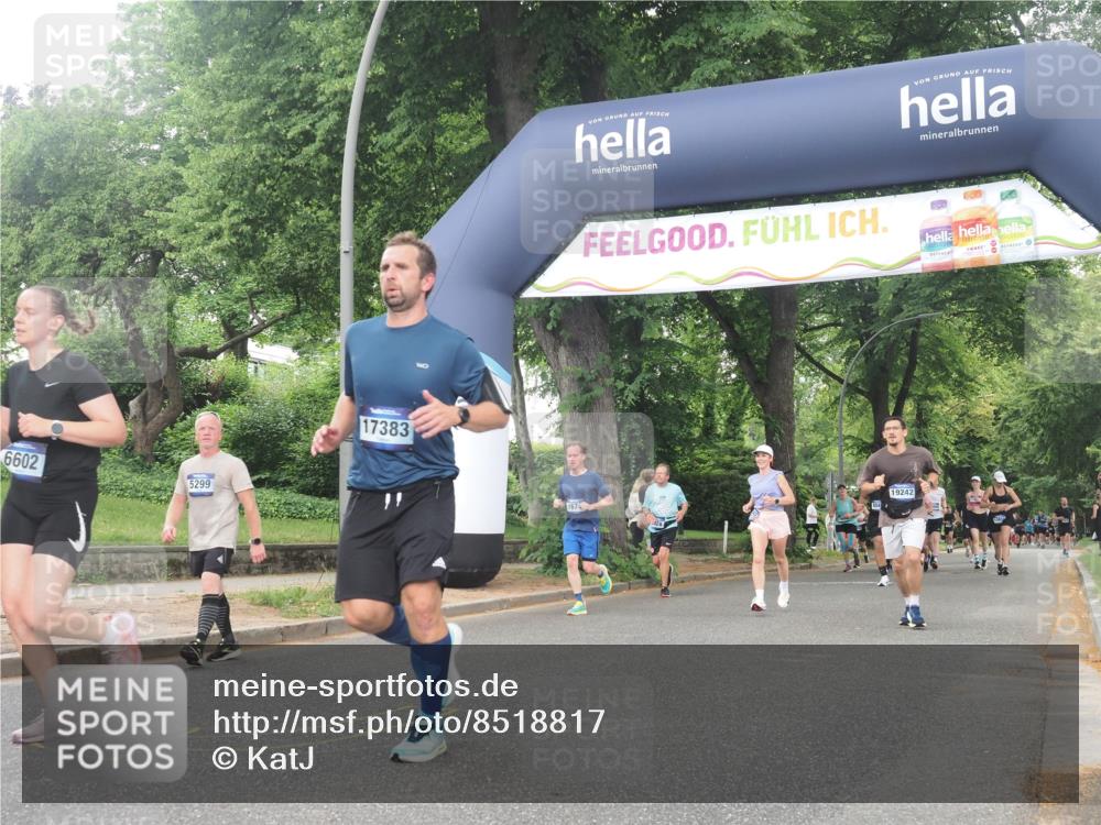 29.06.2025 - hella hamburg halbmarathon KatJ http://msf.ph/oto/8518817 29.06.2025 10:48:49 Zwischen KM18-KM19 1726, 1823, 2582, 5299, 5305, 6602, 7636, 7658, 8730 meine-sportfotos.de
