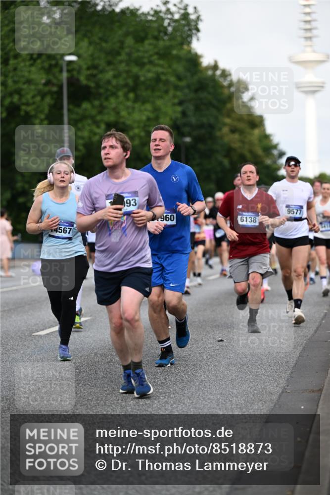29.06.2025 - hella hamburg halbmarathon Dr. Thomas Lammeyer http://msf.ph/oto/8518873 29.06.2025 10:04:37 Kennedybrücke 1019, 1544, 1568, 1583, 1611, 1681, 2027, 2086, 2236, 2426, 2474, 2606, 2652, 2730, 2982, 3042, 3059, 3141, 3319, 3400, 3794, 4419, 4579, 4616, 4767, 4940, 4945, 5033, 5418, 5643, 6138, 6174, 6220, 6443, 6470, 6636, 7717, 8669, 9450, 9485, 9553, 9555, 9577, 9622, 10188, 10534, 10599, 10665, 10742, 10759, 10766, 10797, 11083, 11324 meine-sportfotos.de