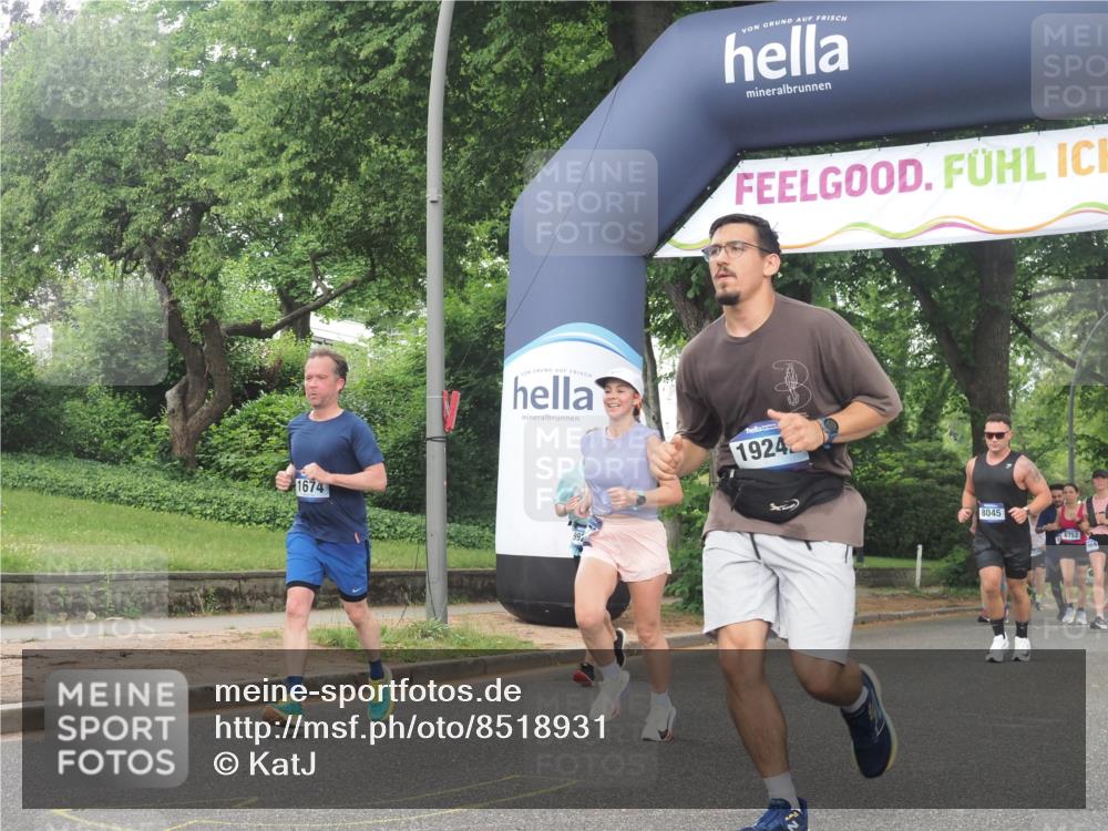 29.06.2025 - hella hamburg halbmarathon KatJ http://msf.ph/oto/8518931 29.06.2025 10:48:51 Zwischen KM18-KM19 1674, 1726, 1823, 5305, 6602, 7636, 7658, 8045, 8478 meine-sportfotos.de