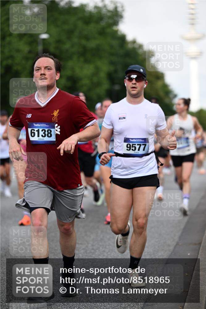 29.06.2025 - hella hamburg halbmarathon Dr. Thomas Lammeyer http://msf.ph/oto/8518965 29.06.2025 10:04:40 Kennedybrücke 1019, 1544, 1568, 1583, 1611, 1681, 2027, 2086, 2236, 2426, 2474, 2606, 2652, 2982, 3059, 3141, 3319, 3400, 3983, 4579, 4616, 4767, 4940, 4945, 5033, 5418, 6138, 6174, 6220, 6443, 6470, 6757, 8255, 8669, 9450, 9485, 9553, 9555, 9577, 10188, 10271, 10534, 10599, 10766, 10797, 11324 meine-sportfotos.de