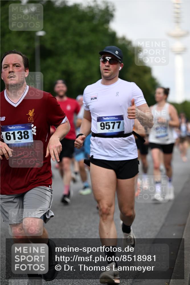 29.06.2025 - hella hamburg halbmarathon Dr. Thomas Lammeyer http://msf.ph/oto/8518981 29.06.2025 10:04:41 Kennedybrücke 1019, 1544, 1568, 1583, 1611, 1681, 2086, 2236, 2426, 2474, 2606, 2652, 2982, 3059, 3141, 3319, 3400, 3983, 4579, 4616, 4767, 4940, 4945, 5033, 5418, 6138, 6174, 6220, 6443, 6470, 6757, 8255, 9450, 9485, 9553, 9555, 9577, 10188, 10271, 10599, 10766, 10797, 11324 meine-sportfotos.de