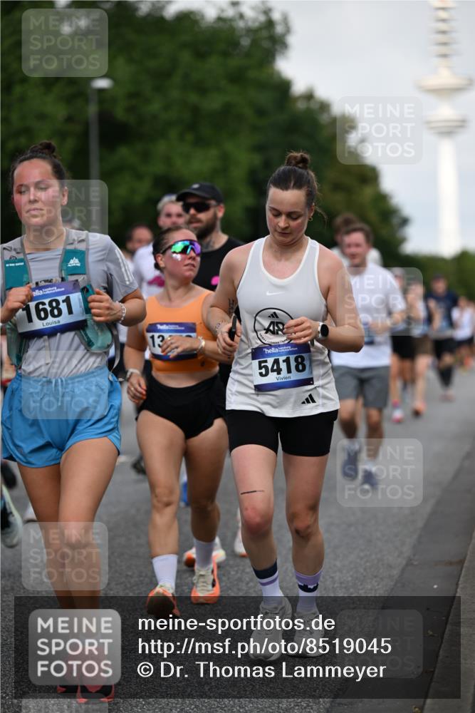 29.06.2025 - hella hamburg halbmarathon Dr. Thomas Lammeyer http://msf.ph/oto/8519045 29.06.2025 10:04:43 Kennedybrücke 1019, 1544, 1568, 1583, 1611, 1681, 2086, 2236, 2426, 2982, 3059, 3141, 3319, 3400, 3983, 4579, 4616, 4767, 4945, 5033, 5418, 6138, 6174, 6220, 6470, 6757, 8255, 8478, 9450, 9553, 9555, 9577, 10188, 10271, 10599, 10797, 11324 meine-sportfotos.de