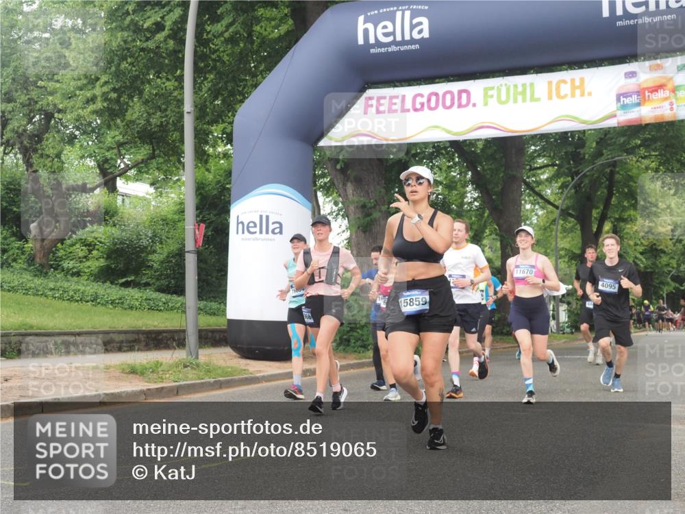 29.06.2025 - hella hamburg halbmarathon KatJ http://msf.ph/oto/8519065 29.06.2025 10:48:55 Zwischen KM18-KM19 1674, 4095, 6752, 8045, 8478 meine-sportfotos.de