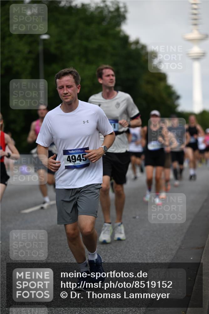 29.06.2025 - hella hamburg halbmarathon Dr. Thomas Lammeyer http://msf.ph/oto/8519152 29.06.2025 10:04:45 Kennedybrücke 1019, 1544, 1568, 1583, 1611, 1681, 2086, 2236, 2426, 3059, 3141, 3400, 3983, 4579, 4616, 4945, 5033, 5418, 6138, 6174, 6220, 6714, 6757, 8255, 8478, 9450, 9553, 9555, 9577, 10188, 10271, 10599, 10797, 11324 meine-sportfotos.de