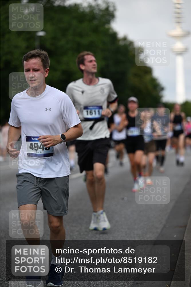 29.06.2025 - hella hamburg halbmarathon Dr. Thomas Lammeyer http://msf.ph/oto/8519182 29.06.2025 10:04:46 Kennedybrücke 1019, 1544, 1568, 1583, 1611, 1681, 2086, 2236, 2426, 3059, 3141, 3400, 3983, 4616, 4945, 5033, 5418, 5870, 6138, 6220, 6714, 6757, 8255, 8478, 9450, 9553, 9555, 9577, 10188, 10271, 10599, 10797, 11324 meine-sportfotos.de