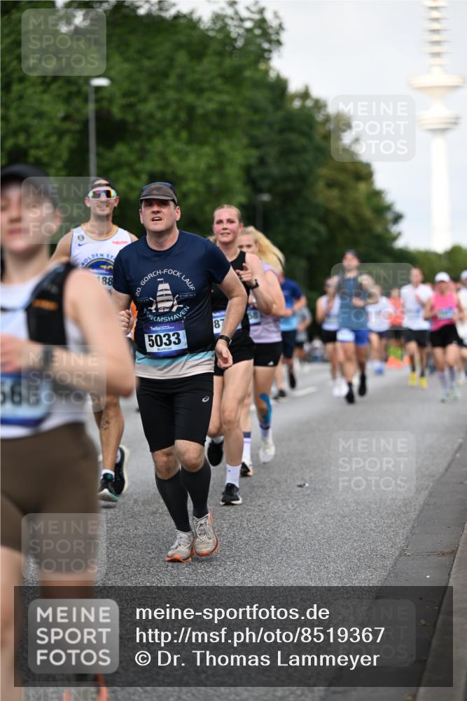 29.06.2025 - hella hamburg halbmarathon Dr. Thomas Lammeyer http://msf.ph/oto/8519367 29.06.2025 10:04:50 Kennedybrücke 1544, 1568, 1611, 1681, 2236, 2354, 3141, 3740, 3983, 4238, 4616, 4708, 4945, 5033, 5418, 5870, 6138, 6147, 6531, 6714, 6757, 6835, 8255, 8478, 9553, 9555, 9577, 10188, 10271, 10797, 11324 meine-sportfotos.de