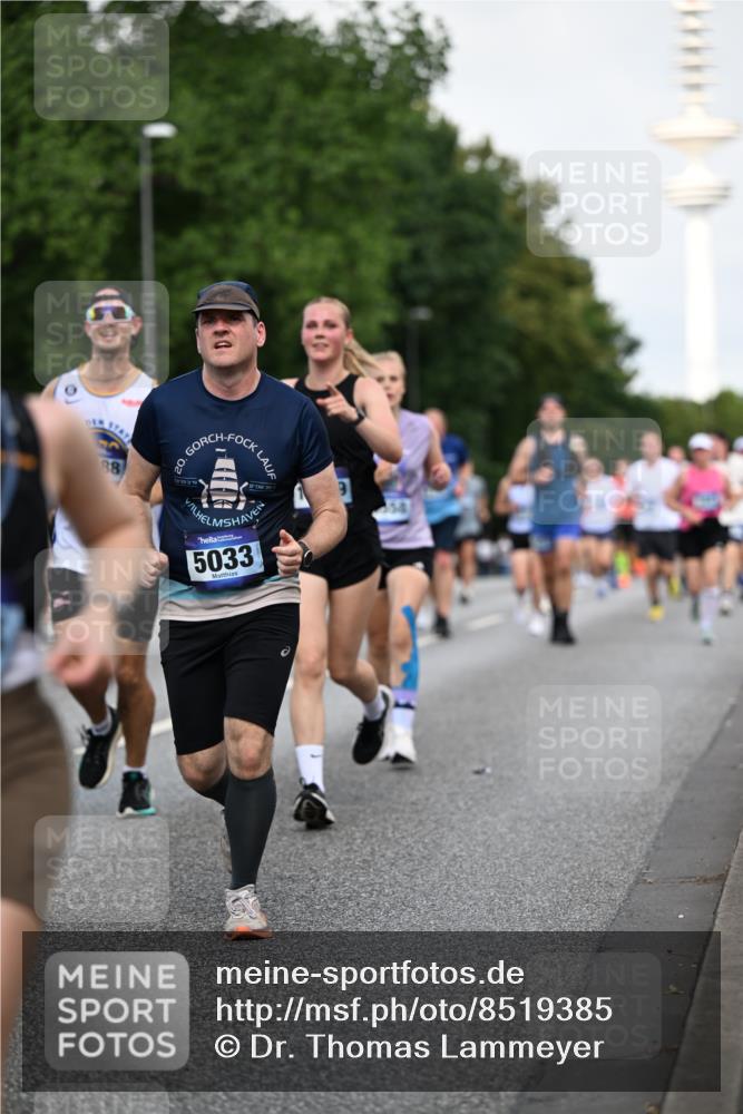 29.06.2025 - hella hamburg halbmarathon Dr. Thomas Lammeyer http://msf.ph/oto/8519385 29.06.2025 10:04:50 Kennedybrücke 1544, 1568, 1611, 1681, 2236, 2354, 3141, 3740, 3983, 4238, 4616, 4708, 4945, 5033, 5418, 5870, 6138, 6147, 6531, 6714, 6757, 6835, 8255, 8478, 9553, 9555, 9577, 10188, 10271, 10797, 11324 meine-sportfotos.de