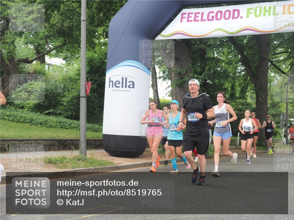 29.06.2025 - hella hamburg halbmarathon KatJ http://msf.ph/oto/8519765 29.06.2025 10:49:24 Zwischen KM18-KM19 1147, 3625, 5058, 5379 meine-sportfotos.de