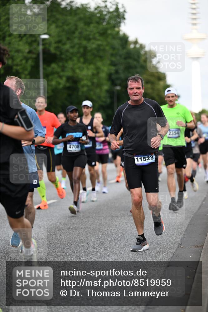 29.06.2025 - hella hamburg halbmarathon Dr. Thomas Lammeyer http://msf.ph/oto/8519959 29.06.2025 10:05:03 Kennedybrücke 1387, 1420, 1726, 2006, 2354, 2363, 3625, 3740, 3983, 4068, 4238, 4249, 4708, 5033, 5870, 6147, 6487, 6531, 6591, 6714, 6757, 6835, 7757, 7759, 7761, 8255, 8326, 8478, 8691, 8923, 9124, 9932, 10188, 10271, 10383, 10705 meine-sportfotos.de