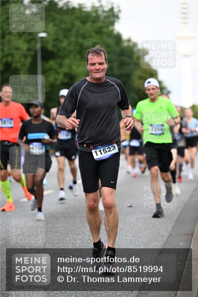 29.06.2025 - hella hamburg halbmarathon Dr. Thomas Lammeyer http://msf.ph/oto/8519994 29.06.2025 10:05:04 Kennedybrücke 1387, 1420, 1726, 2006, 2354, 2363, 3625, 3740, 3983, 4068, 4238, 4249, 4708, 5870, 6147, 6487, 6531, 6591, 6714, 6757, 6835, 7757, 7759, 7761, 8255, 8326, 8478, 8691, 8923, 9124, 9932, 10271, 10383, 10705 meine-sportfotos.de