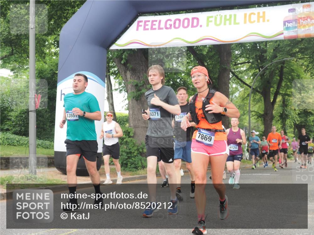 29.06.2025 - hella hamburg halbmarathon KatJ http://msf.ph/oto/8520212 29.06.2025 10:49:35 Zwischen KM18-KM19 1184, 1940, 2661, 4511, 7869 meine-sportfotos.de