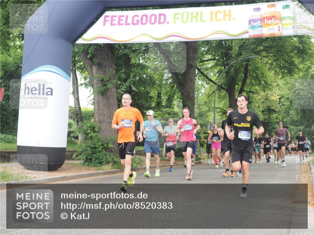 29.06.2025 - hella hamburg halbmarathon KatJ http://msf.ph/oto/8520383 29.06.2025 10:49:40 Zwischen KM18-KM19 1114, 1940, 4859, 6311, 7869 meine-sportfotos.de