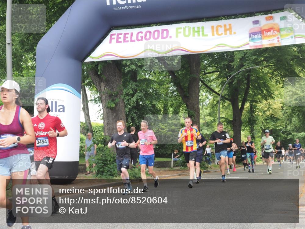 29.06.2025 - hella hamburg halbmarathon KatJ http://msf.ph/oto/8520604 29.06.2025 10:59:26 Zwischen KM18-KM19 1161, 2624, 3417, 3454, 5046, 6707, 6713, 7376 meine-sportfotos.de