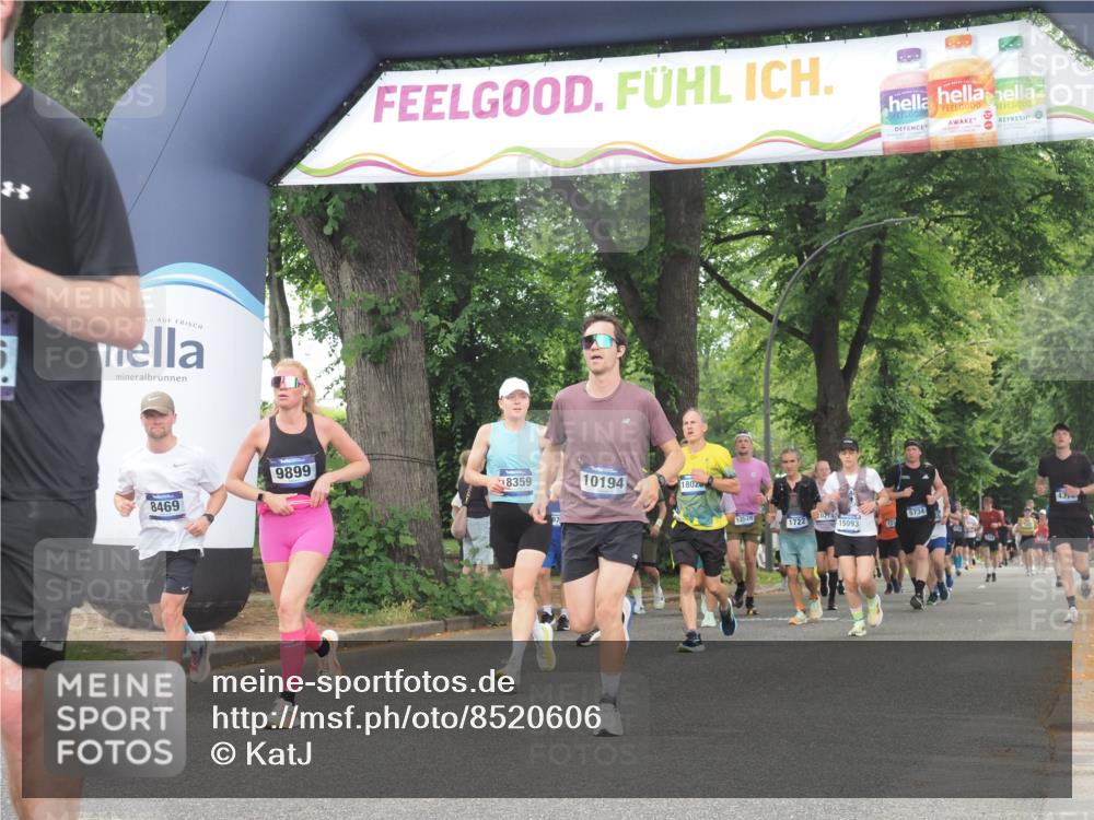 29.06.2025 - hella hamburg halbmarathon KatJ http://msf.ph/oto/8520606 29.06.2025 10:49:44 Zwischen KM18-KM19 1114, 4859, 6311, 8469 meine-sportfotos.de