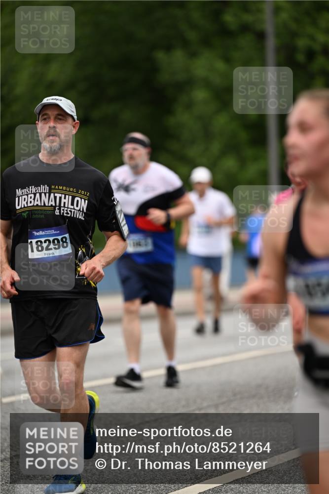 29.06.2025 - hella hamburg halbmarathon Dr. Thomas Lammeyer http://msf.ph/oto/8521264 29.06.2025 10:34:15 Kennedybrücke 1063, 1192, 1230, 1661, 2901, 3524, 3573, 4198, 4575, 4580, 4819, 6418, 6598, 6626, 7449, 8048, 10322, 10641, 10880 meine-sportfotos.de