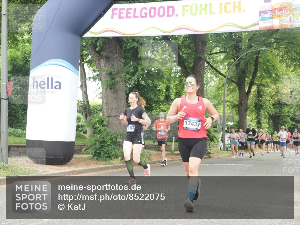 29.06.2025 - hella hamburg halbmarathon KatJ http://msf.ph/oto/8522075 29.06.2025 10:50:29 Zwischen KM18-KM19 1316, 3919 meine-sportfotos.de