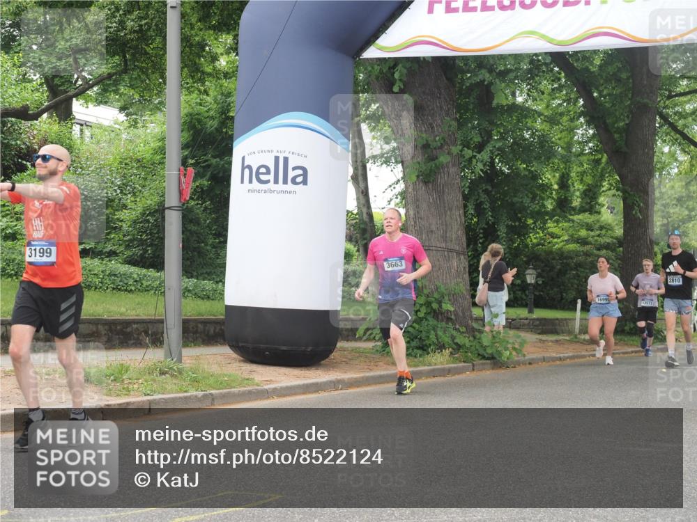 29.06.2025 - hella hamburg halbmarathon KatJ http://msf.ph/oto/8522124 29.06.2025 10:50:33 Zwischen KM18-KM19 1316, 3199 meine-sportfotos.de