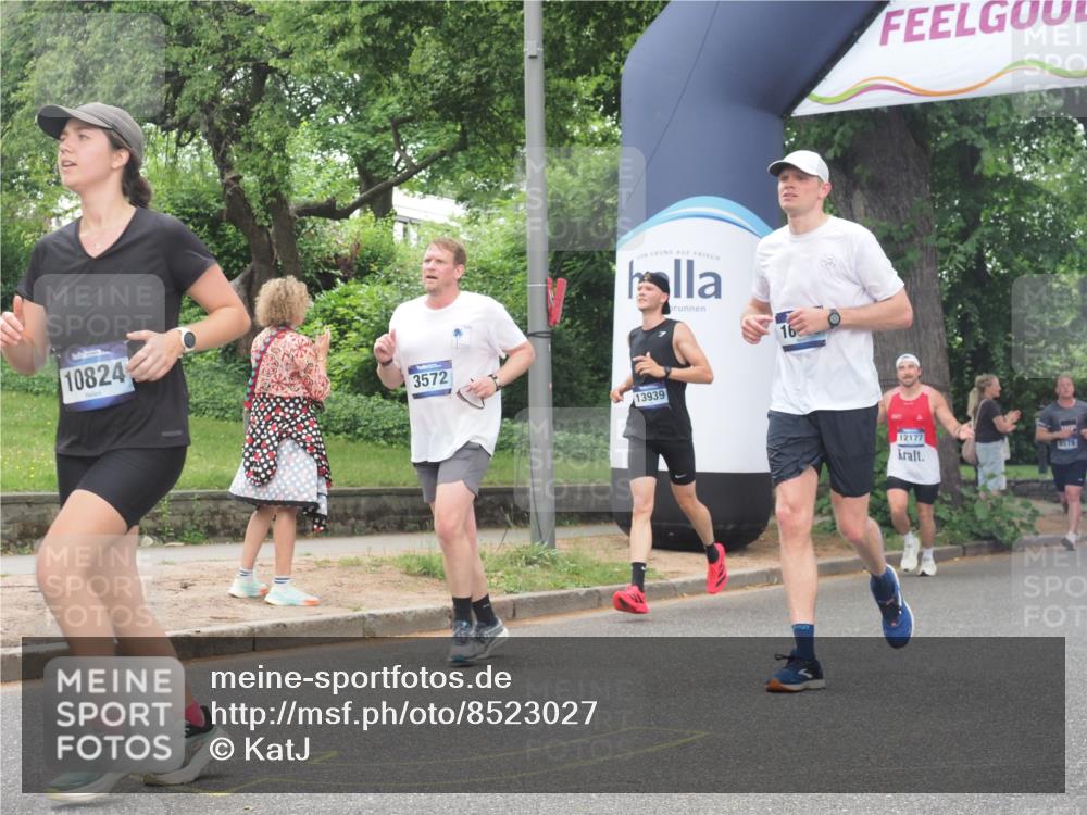 29.06.2025 - hella hamburg halbmarathon KatJ http://msf.ph/oto/8523027 29.06.2025 10:51:03 Zwischen KM18-KM19 1733, 1851, 2463, 3572, 4120, 4985, 5653, 7333 meine-sportfotos.de