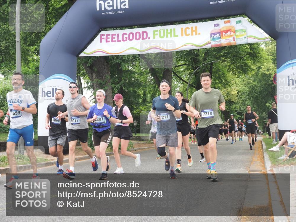 29.06.2025 - hella hamburg halbmarathon KatJ http://msf.ph/oto/8524728 29.06.2025 10:52:17 Zwischen KM18-KM19 1186, 1229, 1559, 2136, 2490, 4307, 5073, 6322, 7210, 7211, 7888, 7907 meine-sportfotos.de