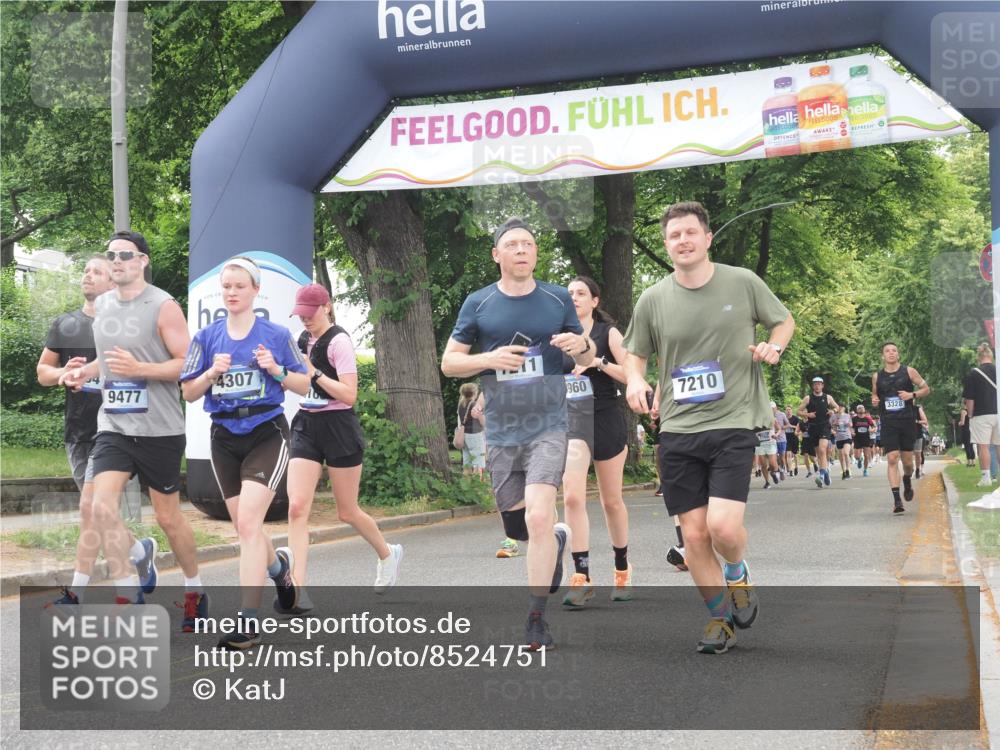29.06.2025 - hella hamburg halbmarathon KatJ http://msf.ph/oto/8524751 29.06.2025 10:52:18 Zwischen KM18-KM19 1186, 1229, 1559, 2136, 4307, 5073, 6322, 7210, 7211, 7888, 7907 meine-sportfotos.de