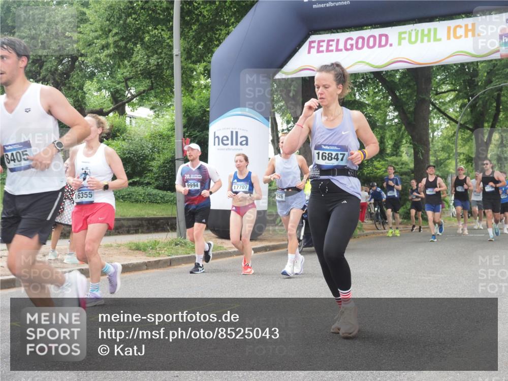 29.06.2025 - hella hamburg halbmarathon KatJ http://msf.ph/oto/8525043 29.06.2025 10:52:31 Zwischen KM18-KM19 1034, 3112, 5464, 6590, 7826, 8219, 8405 meine-sportfotos.de