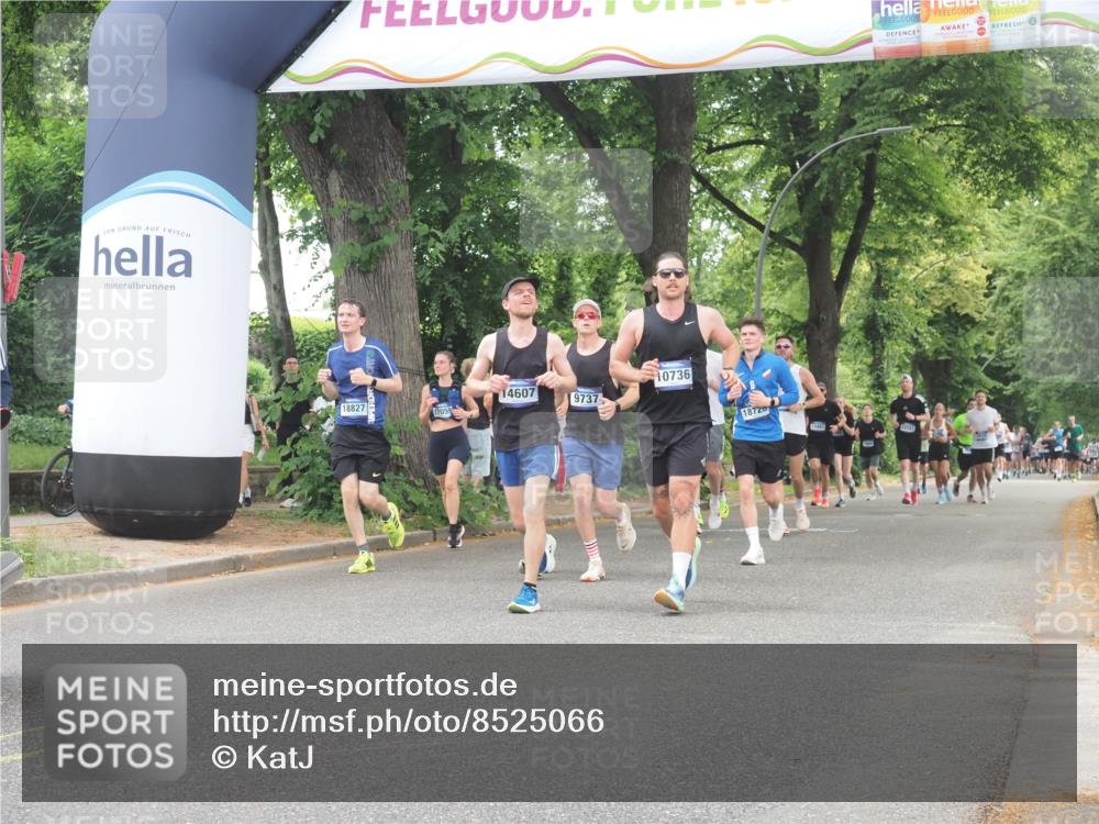 29.06.2025 - hella hamburg halbmarathon KatJ http://msf.ph/oto/8525066 29.06.2025 10:52:33 Zwischen KM18-KM19 1034, 3112, 5464, 6590, 7826, 8405 meine-sportfotos.de