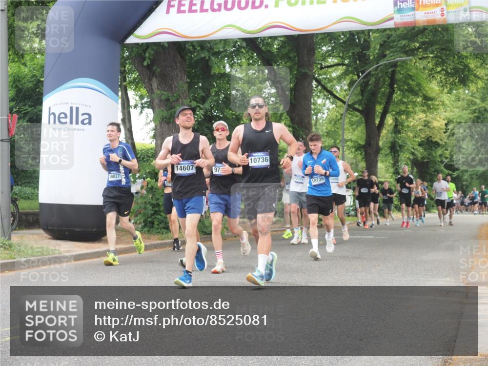 29.06.2025 - hella hamburg halbmarathon KatJ http://msf.ph/oto/8525081 29.06.2025 10:52:34 Zwischen KM18-KM19 1034, 3112, 5464, 6590, 7826, 8405 meine-sportfotos.de