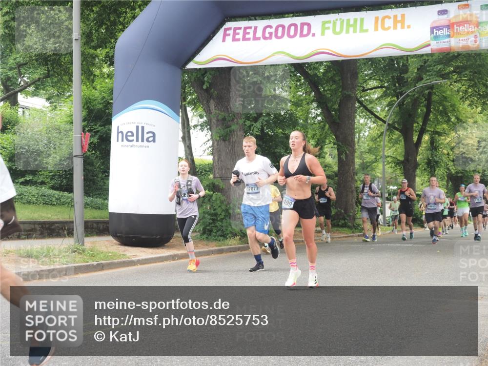 29.06.2025 - hella hamburg halbmarathon KatJ http://msf.ph/oto/8525753 29.06.2025 10:53:07 Zwischen KM18-KM19 1781, 4227, 4499, 5951, 8402 meine-sportfotos.de