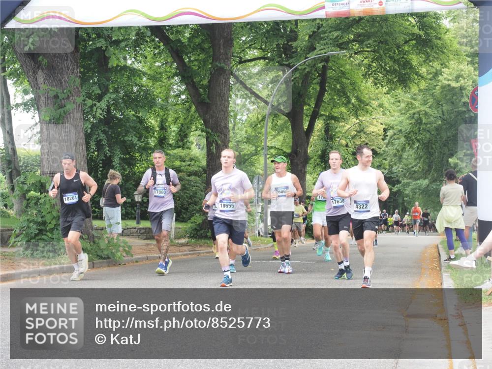 29.06.2025 - hella hamburg halbmarathon KatJ http://msf.ph/oto/8525773 29.06.2025 10:53:10 Zwischen KM18-KM19 1781, 4227, 4322, 4499, 5951, 8402 meine-sportfotos.de