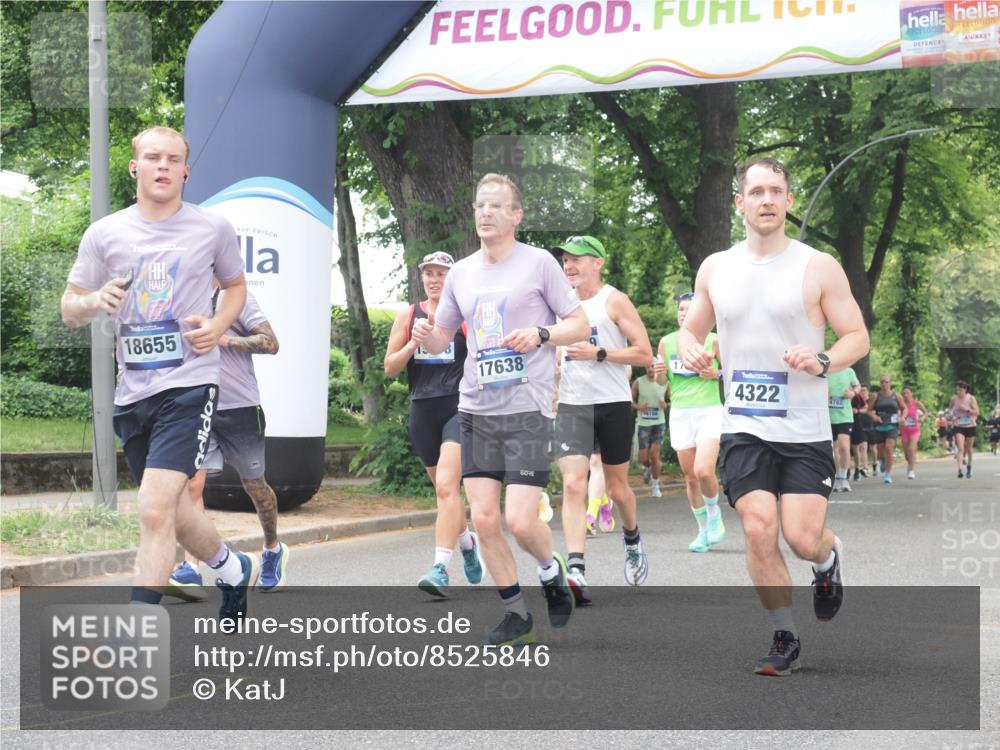 29.06.2025 - hella hamburg halbmarathon KatJ http://msf.ph/oto/8525846 29.06.2025 10:53:12 Zwischen KM18-KM19 1790, 3461, 4227, 4322, 4499 meine-sportfotos.de