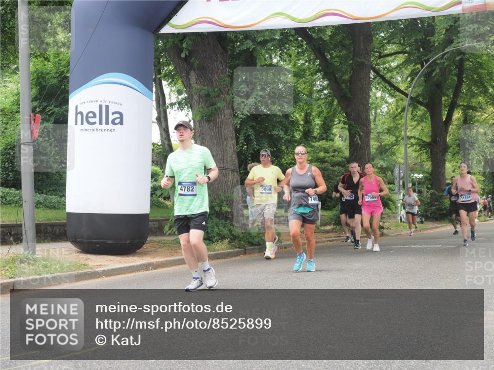 29.06.2025 - hella hamburg halbmarathon KatJ http://msf.ph/oto/8525899 29.06.2025 10:53:18 Zwischen KM18-KM19 1790, 3461, 4286, 4782, 7485 meine-sportfotos.de
