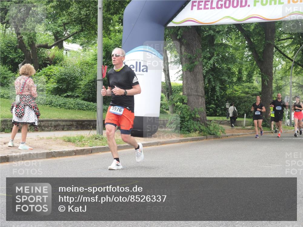 29.06.2025 - hella hamburg halbmarathon KatJ http://msf.ph/oto/8526337 29.06.2025 10:53:40 Zwischen KM18-KM19 5976, 6059 meine-sportfotos.de