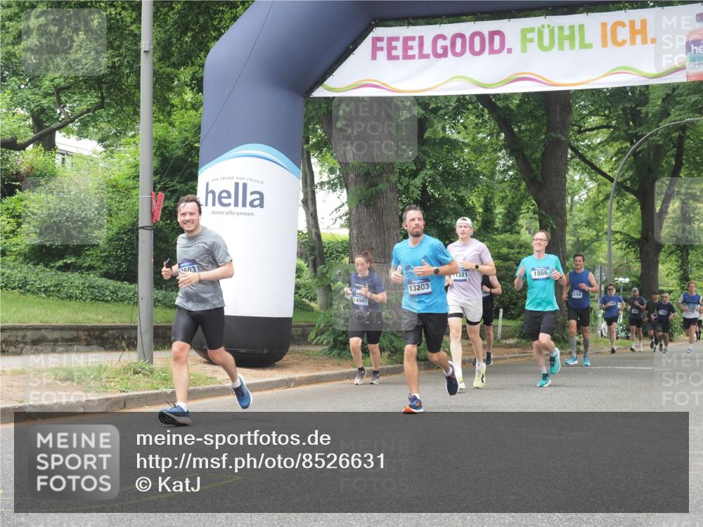 29.06.2025 - hella hamburg halbmarathon KatJ http://msf.ph/oto/8526631 29.06.2025 10:53:53 Zwischen KM18-KM19 1866, 3630, 4532, 5431 meine-sportfotos.de