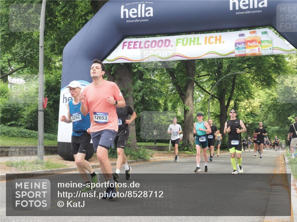 29.06.2025 - hella hamburg halbmarathon KatJ http://msf.ph/oto/8528712 29.06.2025 10:56:01 Zwischen KM18-KM19 1406, 3025, 3262, 4663, 5176, 6028, 6083, 7802 meine-sportfotos.de