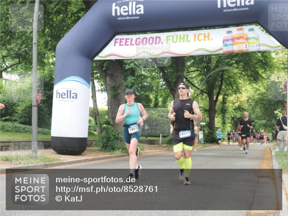 29.06.2025 - hella hamburg halbmarathon KatJ http://msf.ph/oto/8528761 29.06.2025 10:56:02 Zwischen KM18-KM19 1406, 2942, 3025, 3262, 5176, 6028, 6083 meine-sportfotos.de