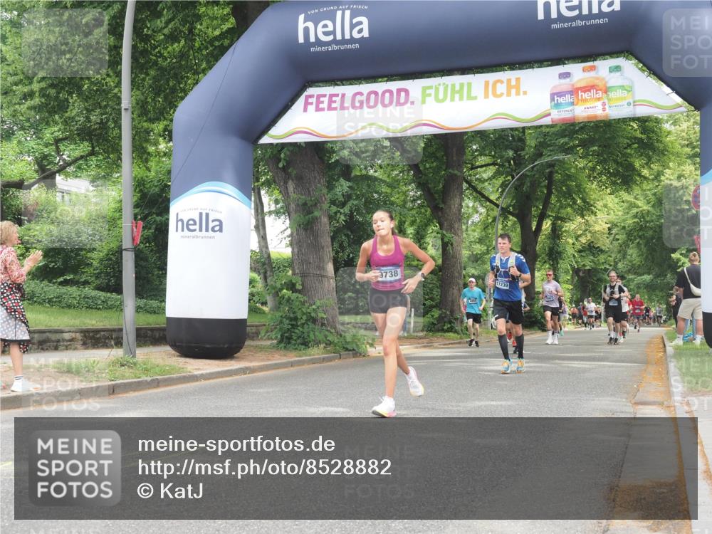 29.06.2025 - hella hamburg halbmarathon KatJ http://msf.ph/oto/8528882 29.06.2025 10:56:10 Zwischen KM18-KM19 2942, 4649 meine-sportfotos.de
