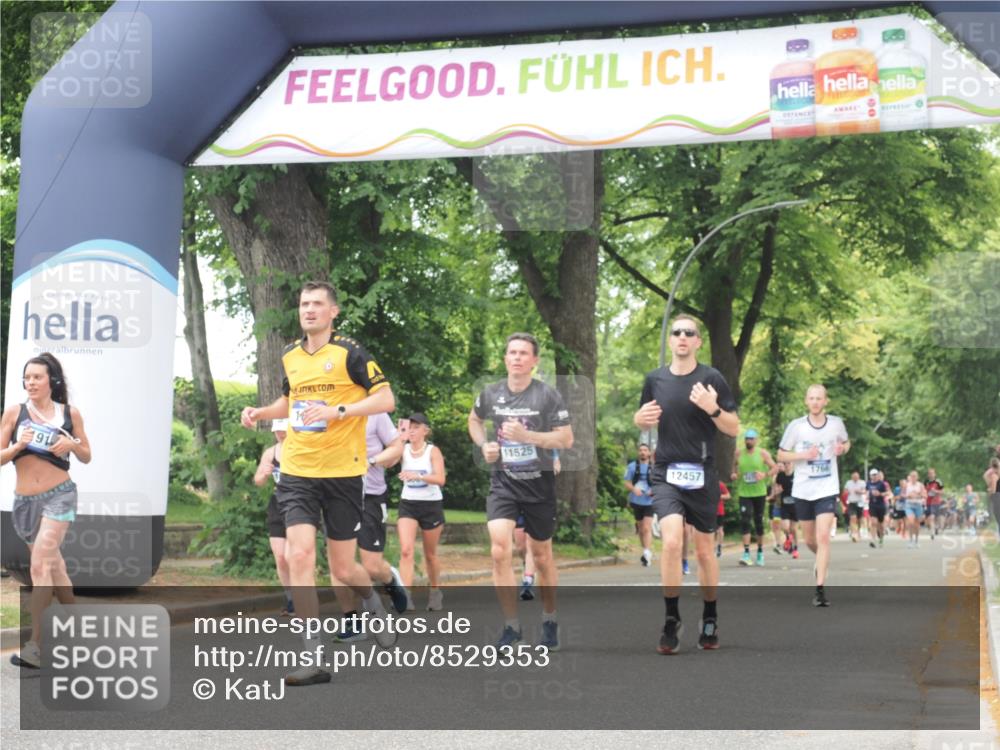 29.06.2025 - hella hamburg halbmarathon KatJ http://msf.ph/oto/8529353 29.06.2025 10:56:35 Zwischen KM18-KM19 1850, 5191, 5242, 6664 meine-sportfotos.de