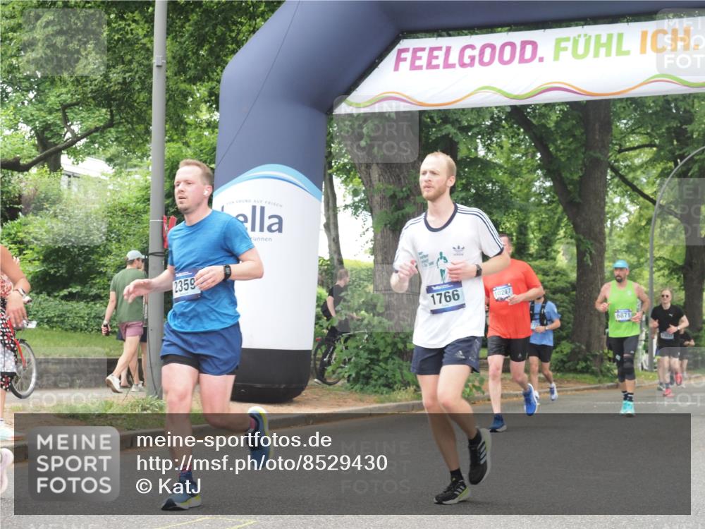 29.06.2025 - hella hamburg halbmarathon KatJ http://msf.ph/oto/8529430 29.06.2025 10:56:39 Zwischen KM18-KM19 1745, 1766, 1830, 1850, 2359, 5191, 6664, 6871 meine-sportfotos.de