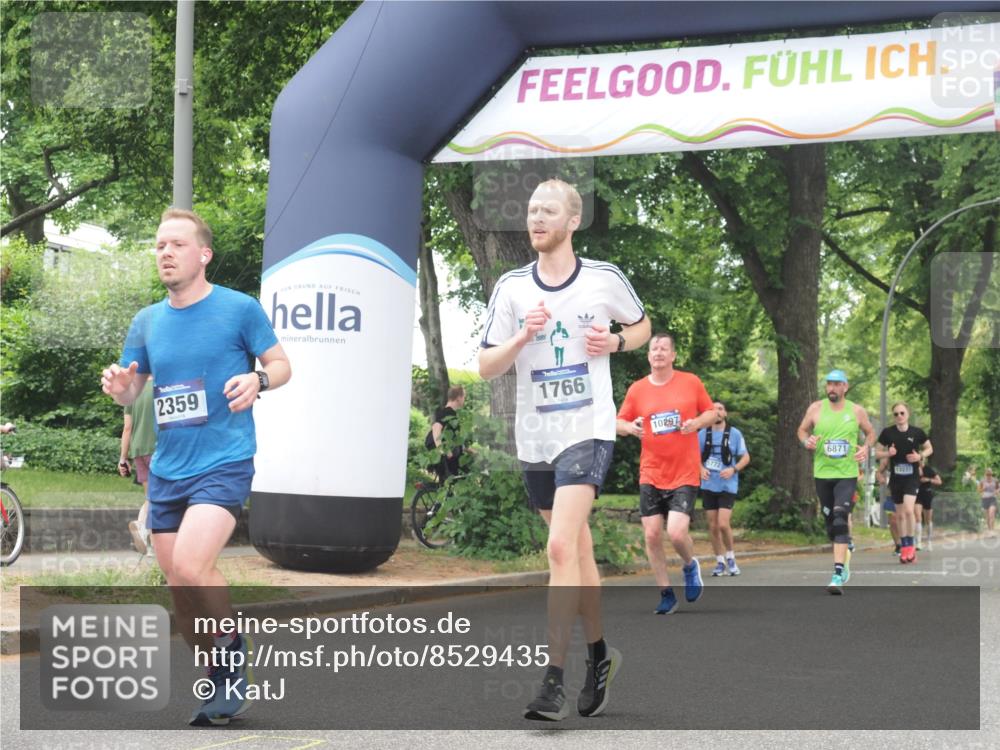 29.06.2025 - hella hamburg halbmarathon KatJ http://msf.ph/oto/8529435 29.06.2025 10:56:39 Zwischen KM18-KM19 1745, 1766, 1830, 1850, 2359, 5191, 6664, 6871 meine-sportfotos.de