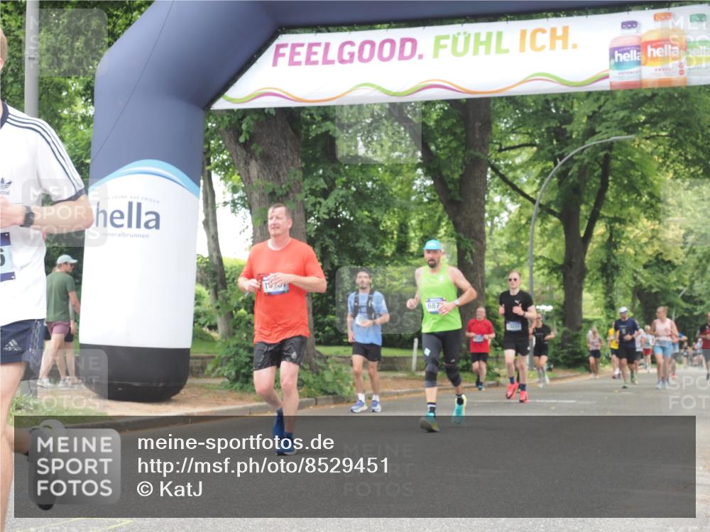 29.06.2025 - hella hamburg halbmarathon KatJ http://msf.ph/oto/8529451 29.06.2025 10:56:40 Zwischen KM18-KM19 1745, 1766, 1830, 1850, 2359, 5191, 6664, 6871 meine-sportfotos.de