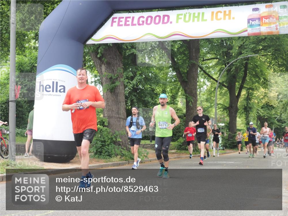 29.06.2025 - hella hamburg halbmarathon KatJ http://msf.ph/oto/8529463 29.06.2025 10:56:40 Zwischen KM18-KM19 1745, 1766, 1830, 1850, 2359, 5191, 6664, 6871 meine-sportfotos.de