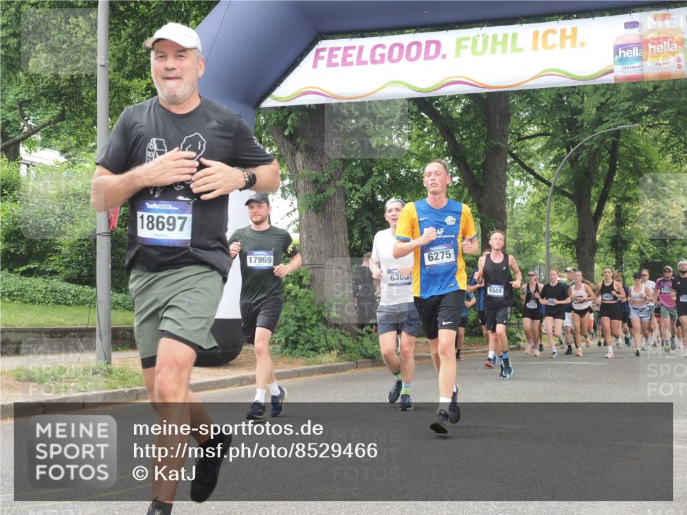 29.06.2025 - hella hamburg halbmarathon KatJ http://msf.ph/oto/8529466 29.06.2025 11:05:19 Zwischen KM18-KM19 4170, 6207, 6275, 7744, 7792 meine-sportfotos.de