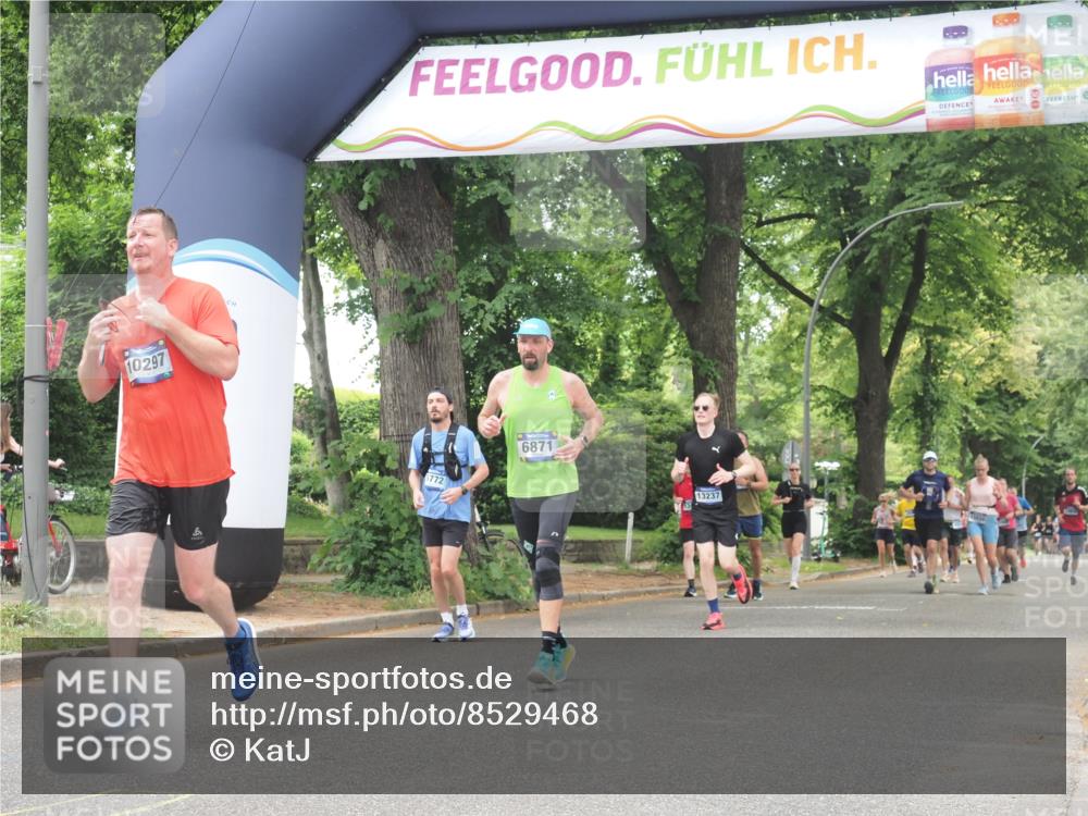 29.06.2025 - hella hamburg halbmarathon KatJ http://msf.ph/oto/8529468 29.06.2025 10:56:41 Zwischen KM18-KM19 1745, 1766, 1830, 1850, 2359, 5191, 6664, 6871 meine-sportfotos.de