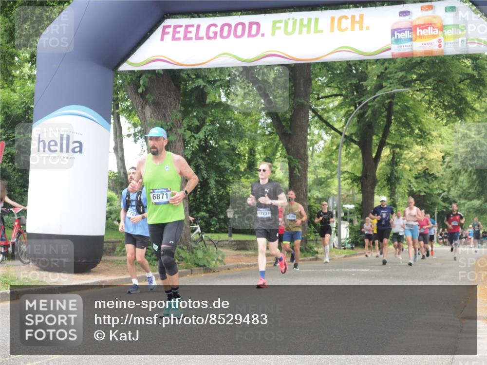 29.06.2025 - hella hamburg halbmarathon KatJ http://msf.ph/oto/8529483 29.06.2025 10:56:41 Zwischen KM18-KM19 1745, 1766, 1830, 1850, 2359, 5191, 6664, 6871 meine-sportfotos.de