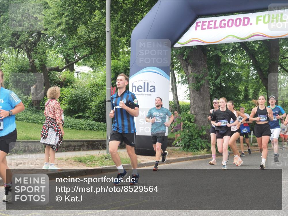 29.06.2025 - hella hamburg halbmarathon KatJ http://msf.ph/oto/8529564 29.06.2025 11:05:23 Zwischen KM18-KM19 4170, 5910, 6275, 6308, 7792, 8357 meine-sportfotos.de