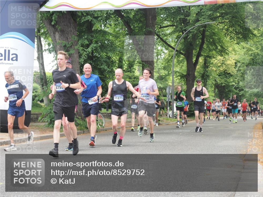 29.06.2025 - hella hamburg halbmarathon KatJ http://msf.ph/oto/8529752 29.06.2025 10:57:08 Zwischen KM18-KM19 2055, 2277, 3834, 3844, 8755 meine-sportfotos.de