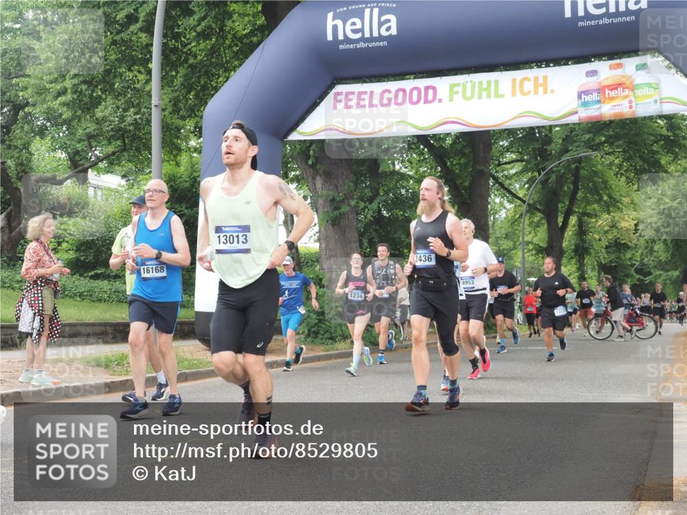 29.06.2025 - hella hamburg halbmarathon KatJ http://msf.ph/oto/8529805 29.06.2025 11:05:34 Zwischen KM18-KM19 1234, 2436, 3030, 3161, 3202, 4722, 4852, 5937, 6248, 6332, 6482, 6542 meine-sportfotos.de